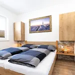 Alpenherz Апартаменты